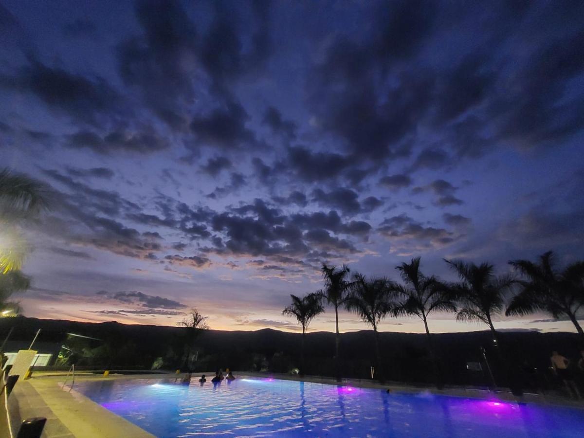 Mansion Con Piscina Privada Guiomar Villa *