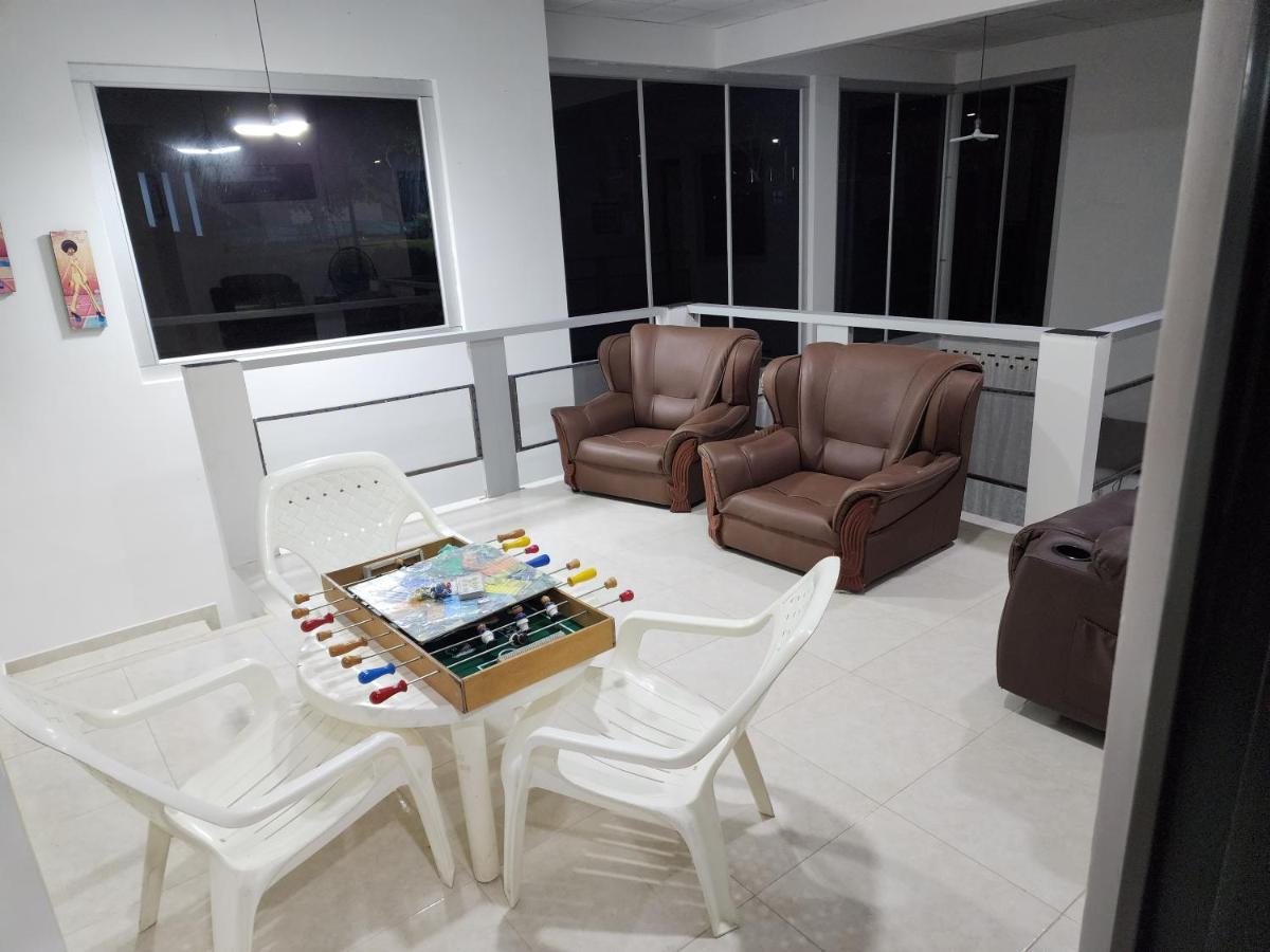 Mansion Con Piscina Privada Guiomar * Carmen de Apicalá